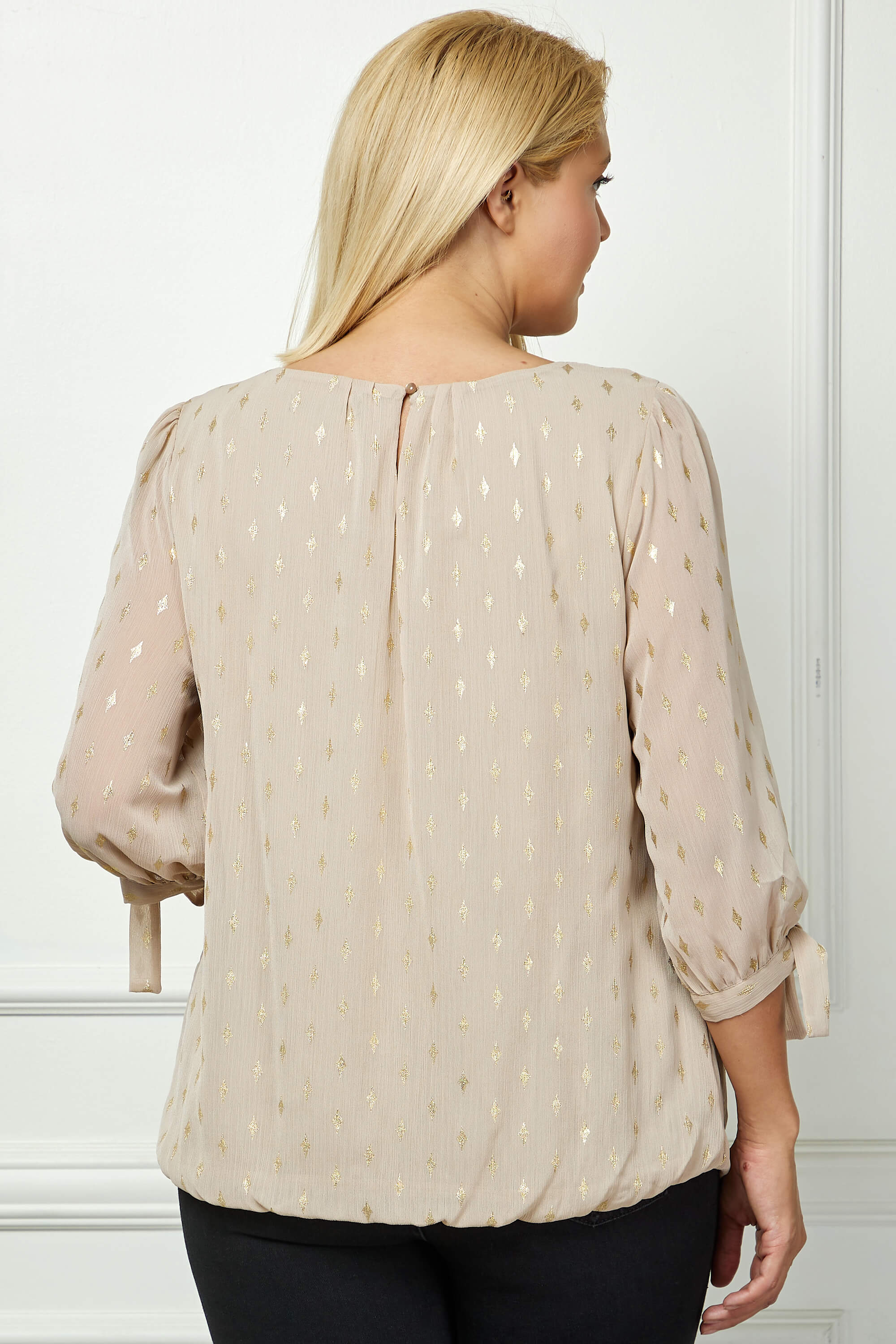 3/4 Tie Sleeve Pleat Neck Foil Bubble Blouse in Beige - Plus - Image 2