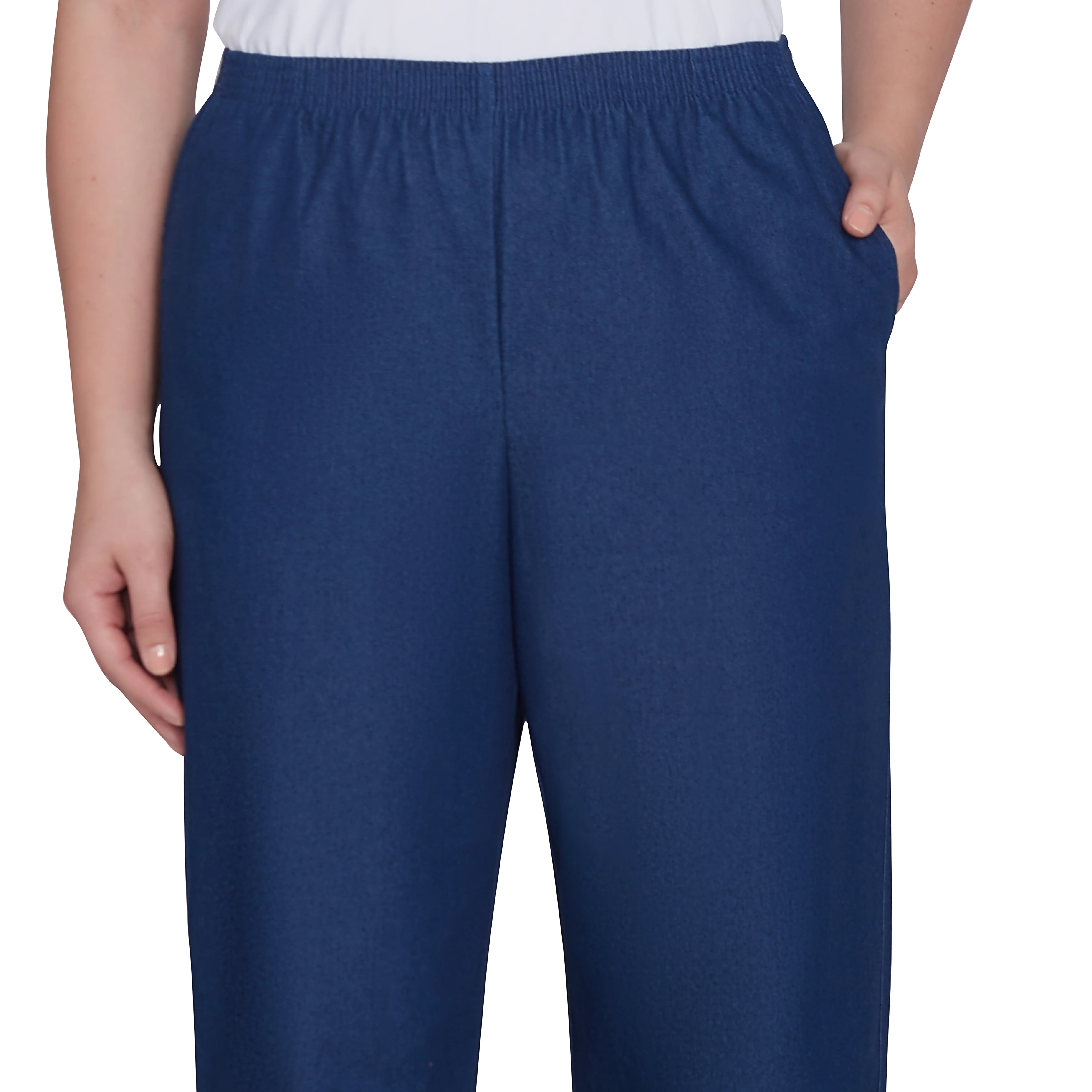 Alfred Dunner Classic All-Around Elastic Waistband Denim Pant Short Length - Image 5