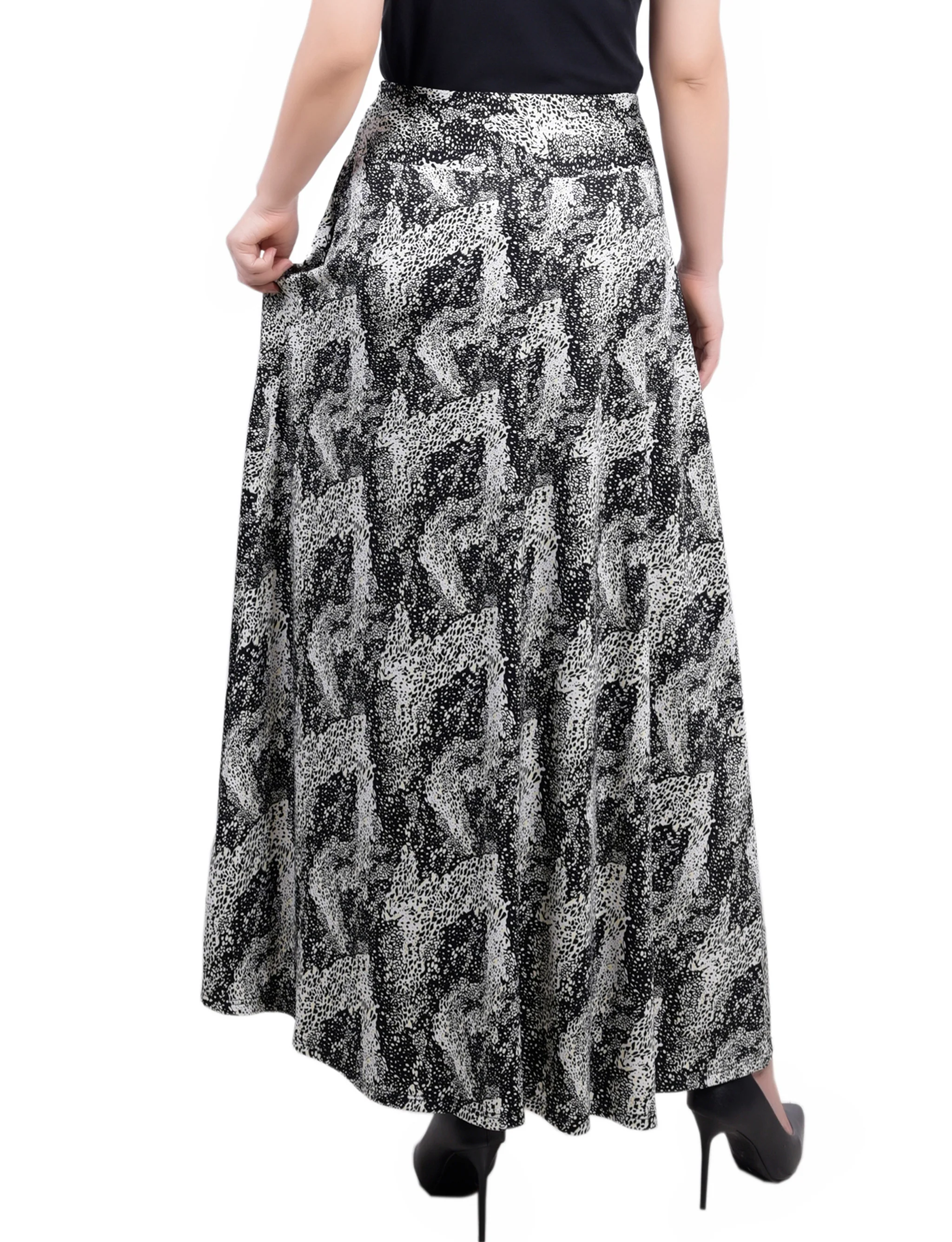 Black Yellow Animal Maxi Skirt With Sash Waist Tie - Image 4