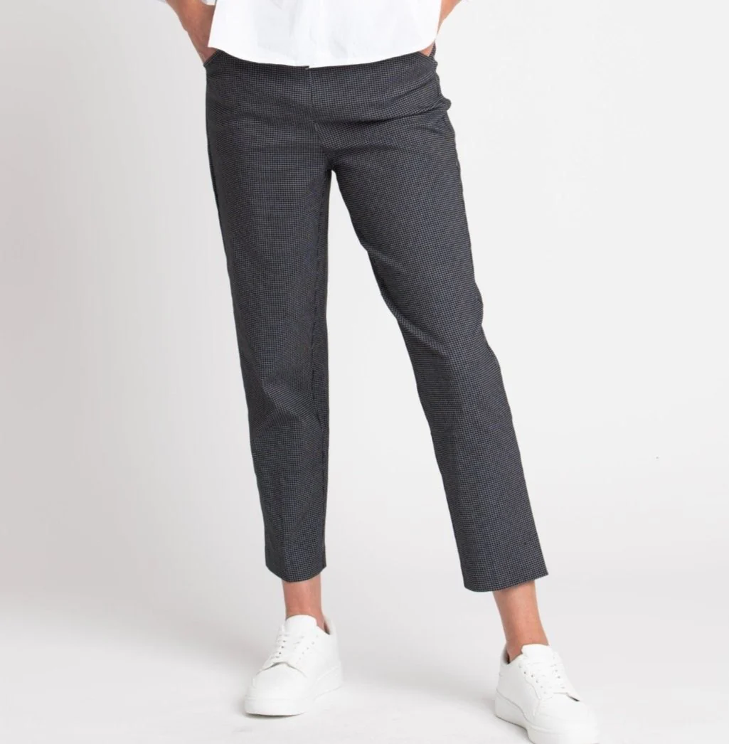 Roz & Ali™ Millennium Black Grid Pull On Ankle Pants - Image 2