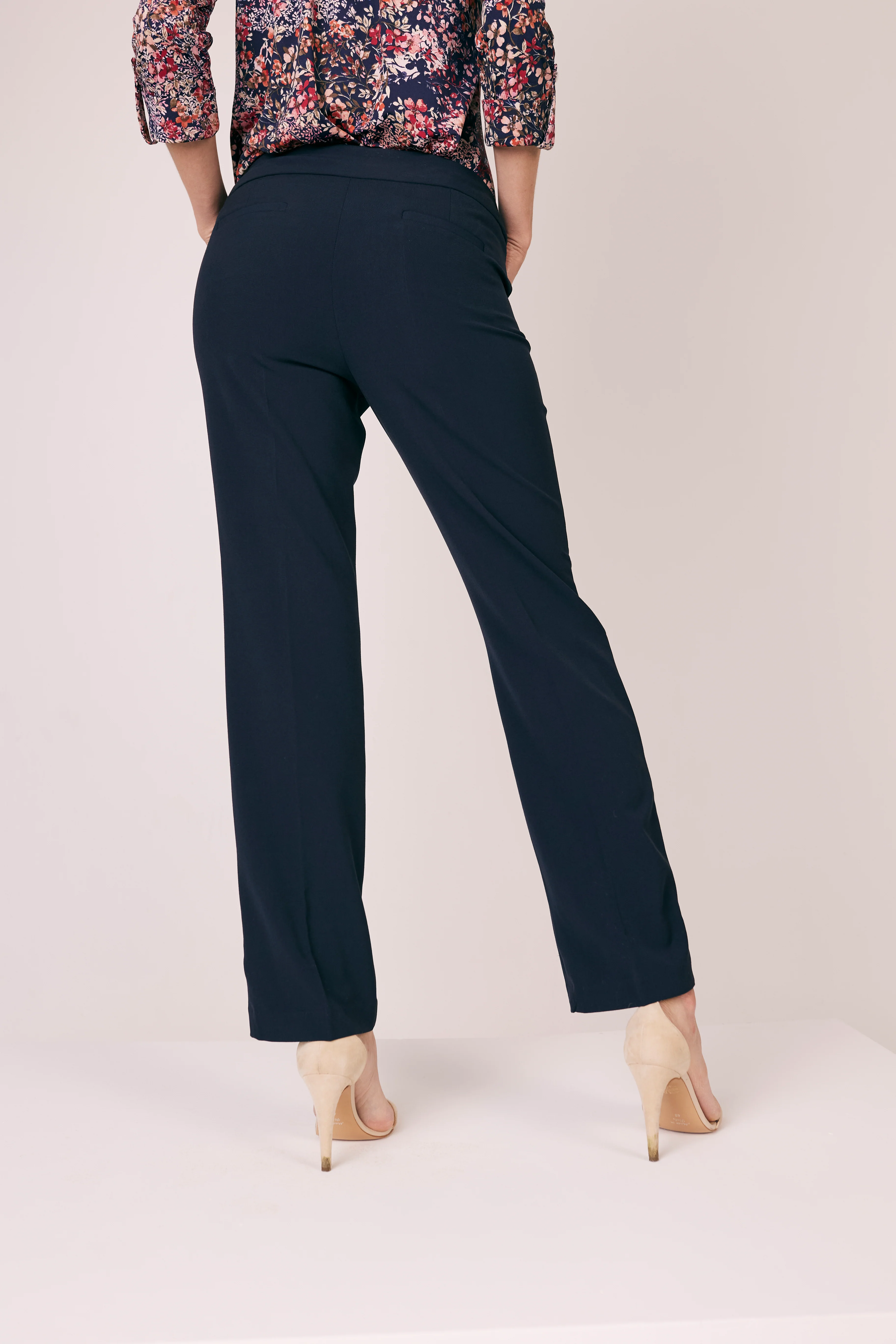 Roz & Ali™ Secret Agent Pull On Tummy Control Pants Straight Leg - Plus - Short Length - Image 17