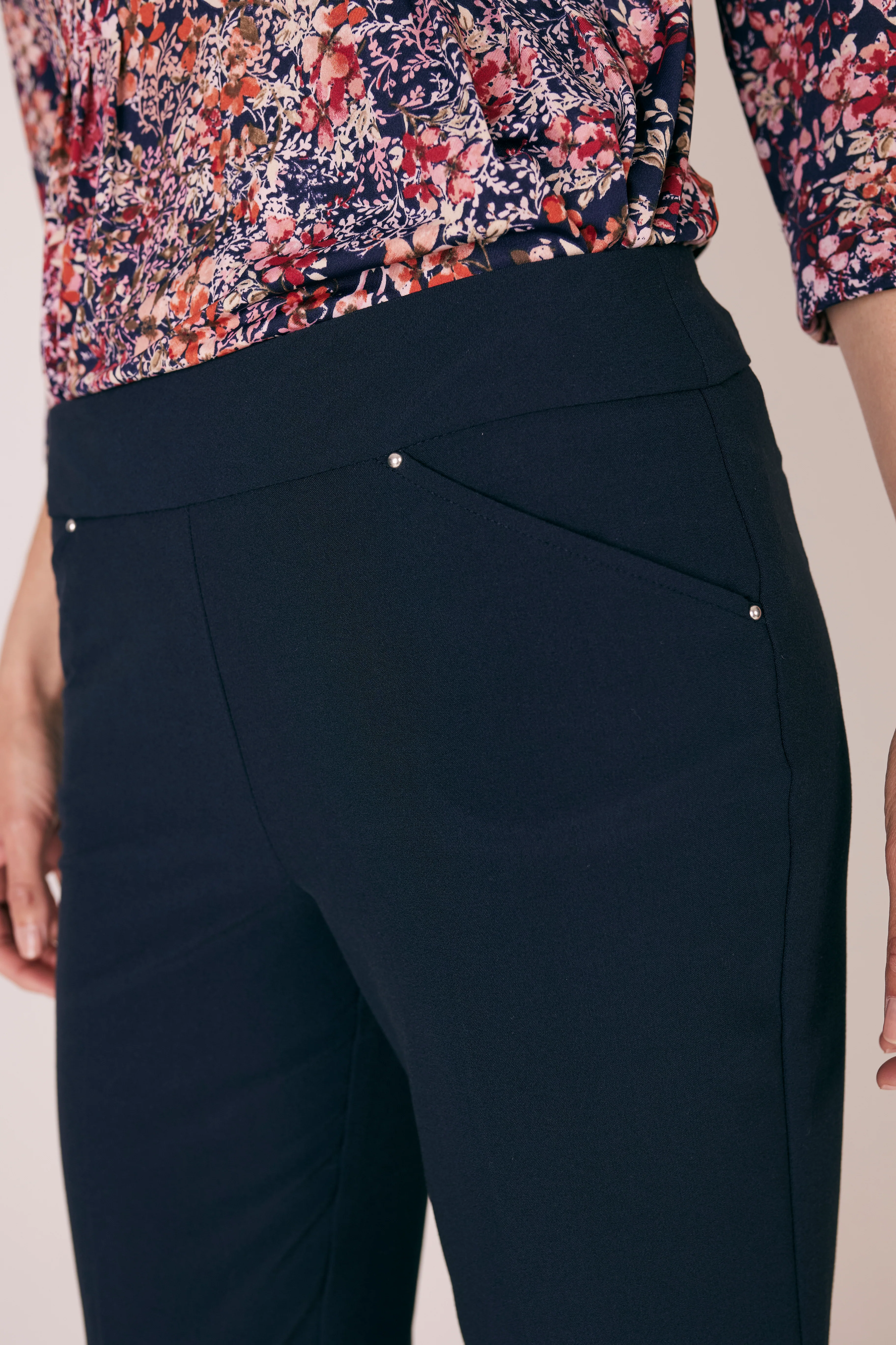 Roz & Ali™ Secret Agent Pull On Tummy Control Pants Straight Leg - Plus - Short Length - Image 22
