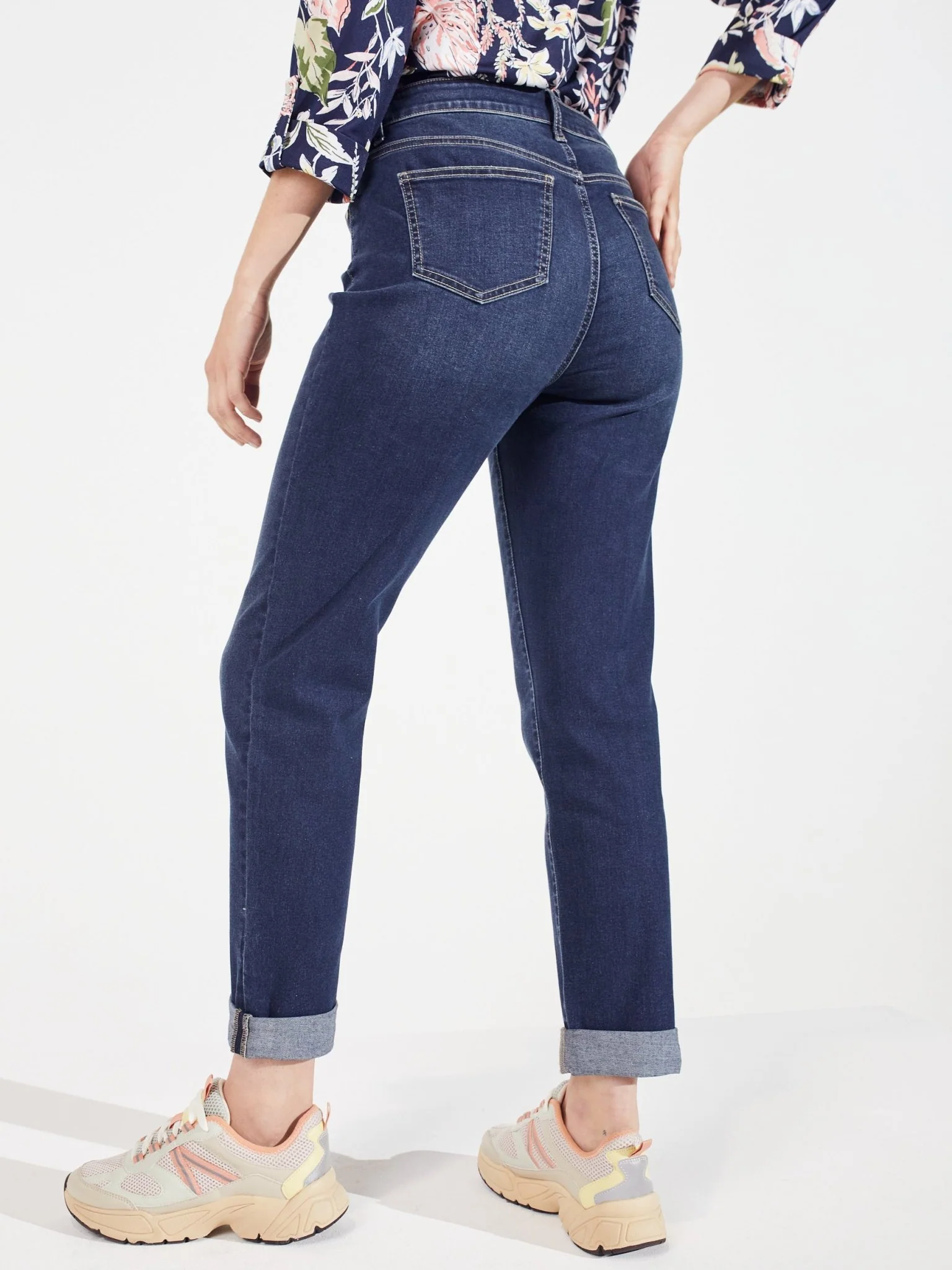 Westport Signature Girlfriend with Double Rolled Cuff - Image 4