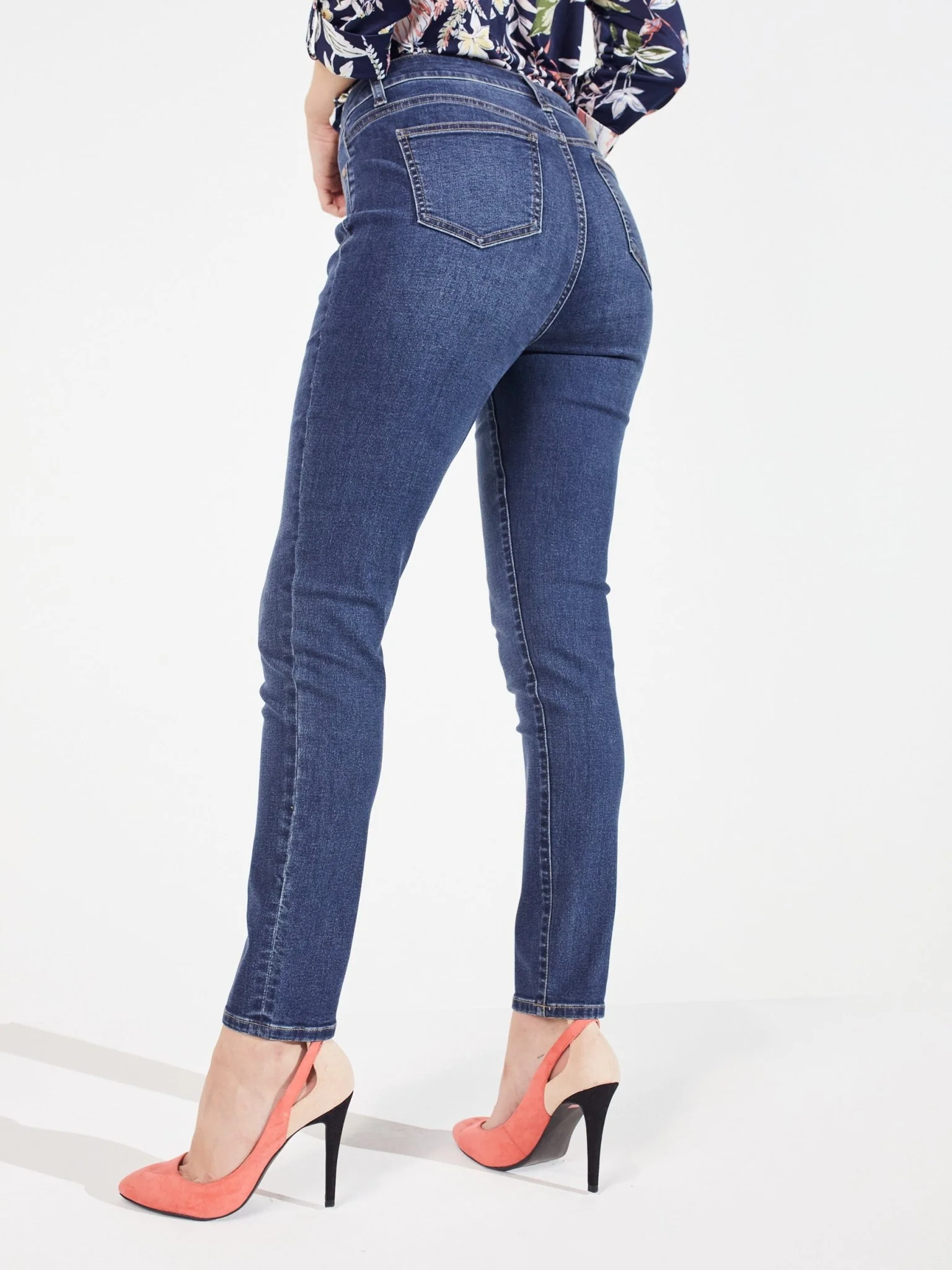 Westport Signature Skinny 5 Pocket Denim Jean - Image 5