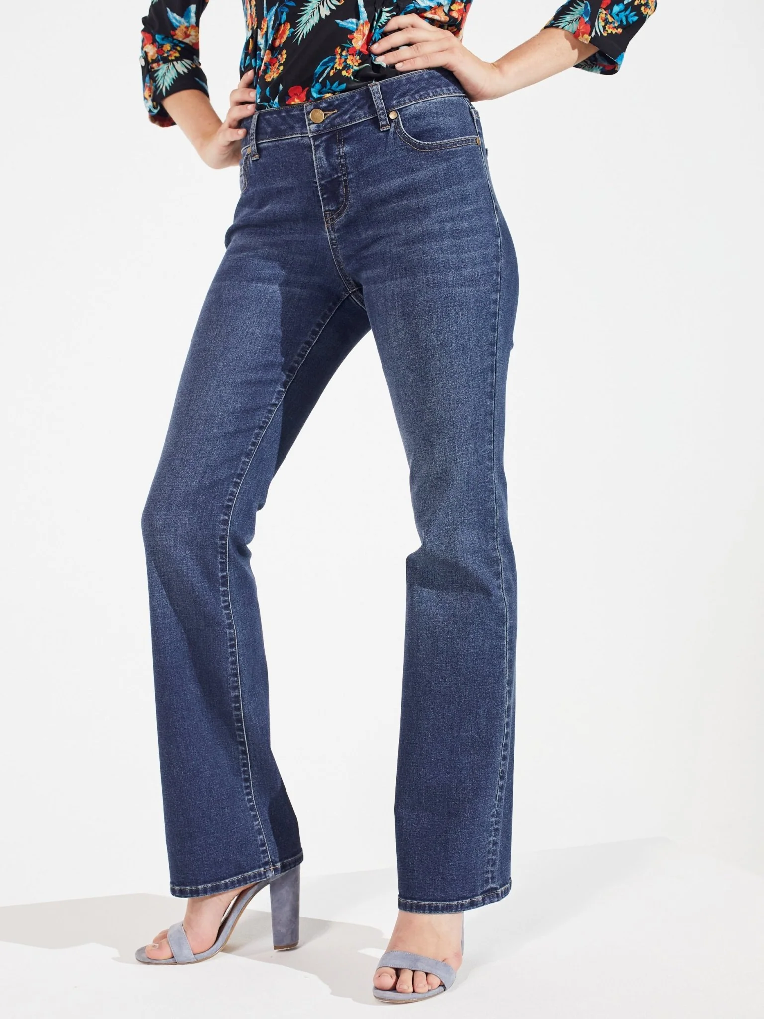 Westport Signature Mid-Rise Bootcut Jeans - Petite - Image 5