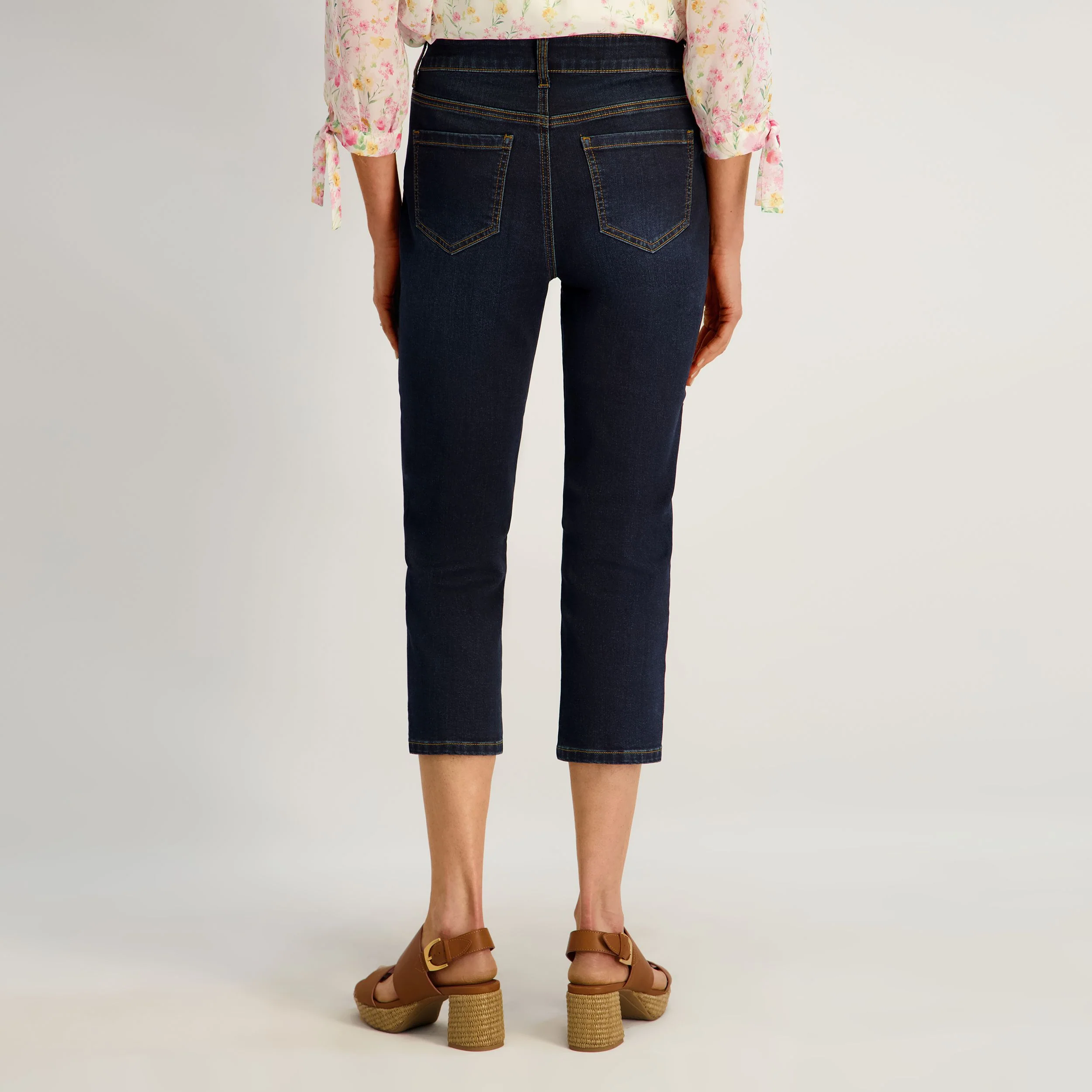 Westport Signature Side Slit Capri in Rinse - Image 4